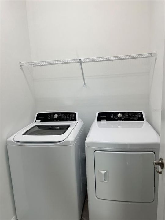 В аренду: $3,500 (5 спален, 3 ванн, 3285 Квадратных фут)