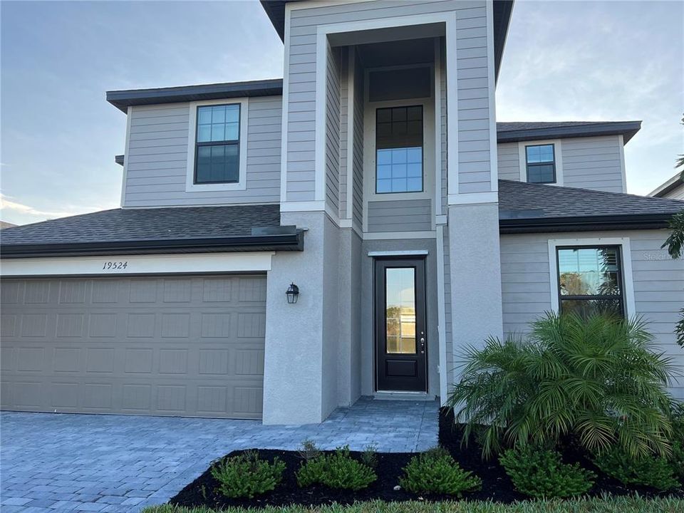 В аренду: $3,500 (5 спален, 3 ванн, 3285 Квадратных фут)