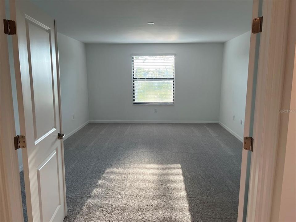 В аренду: $3,500 (5 спален, 3 ванн, 3285 Квадратных фут)