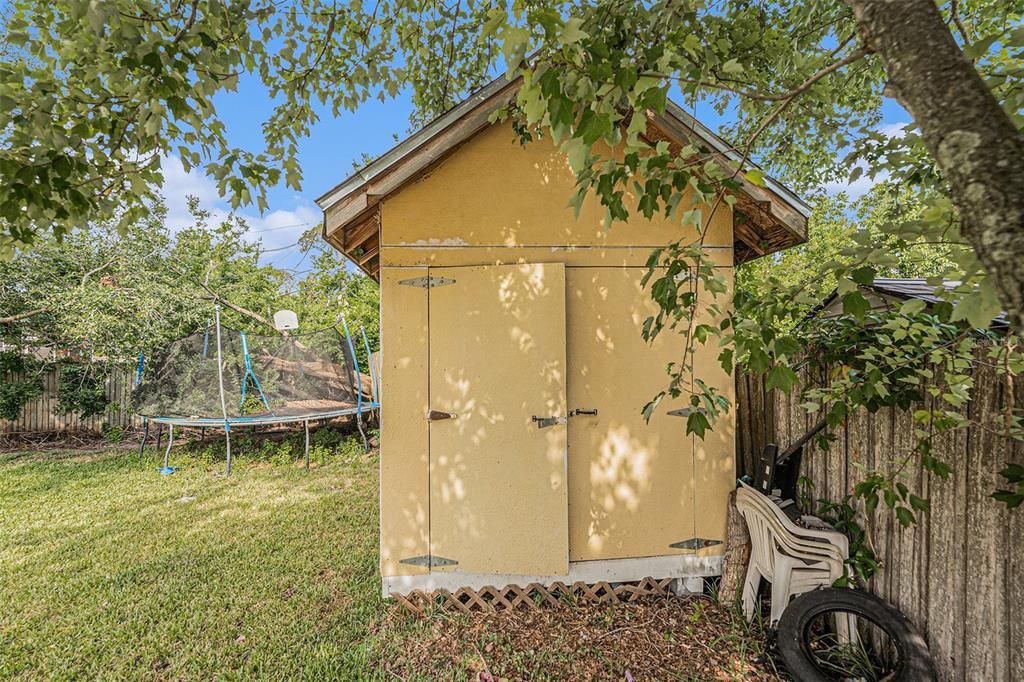 Activo con contrato: $450,000 (4 camas, 3 baños, 1819 Pies cuadrados)