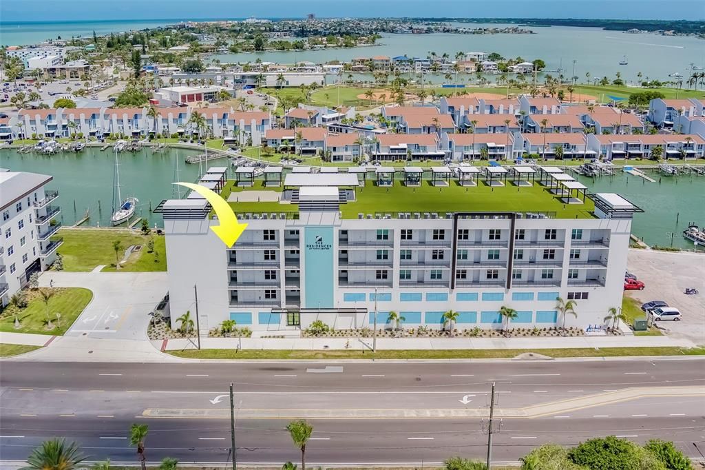 For Rent: $8,000 (3 beds, 3 baths, 1727 Square Feet)