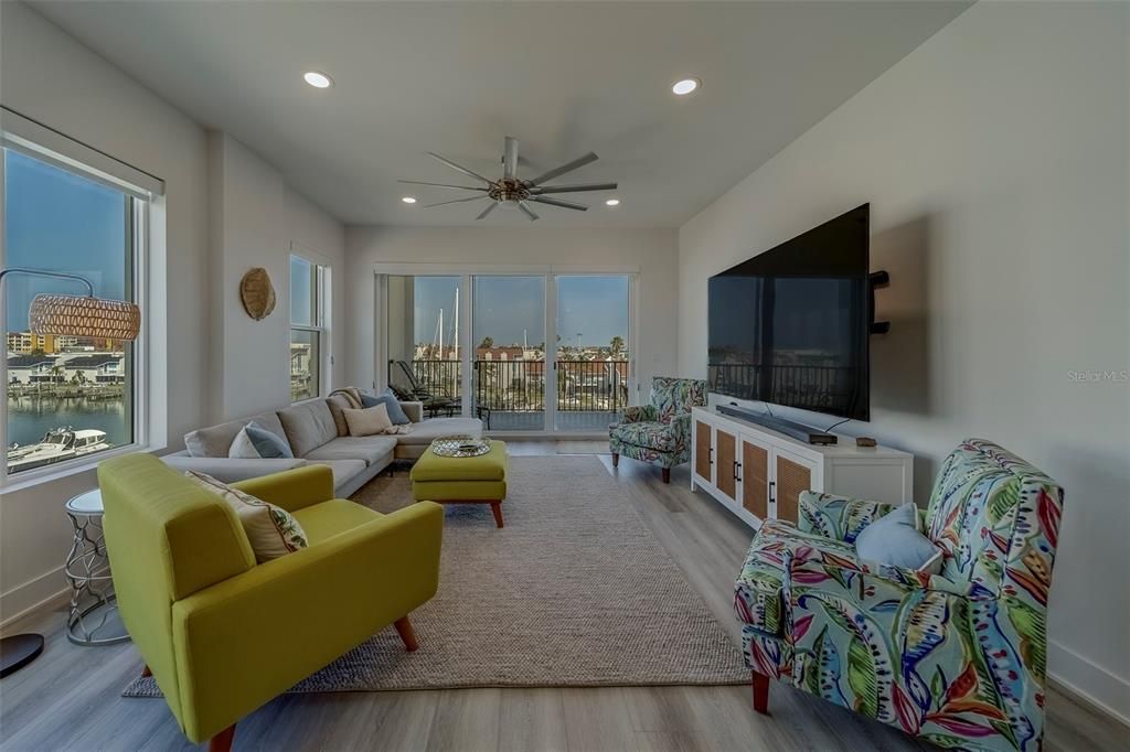 For Rent: $8,000 (3 beds, 3 baths, 1727 Square Feet)