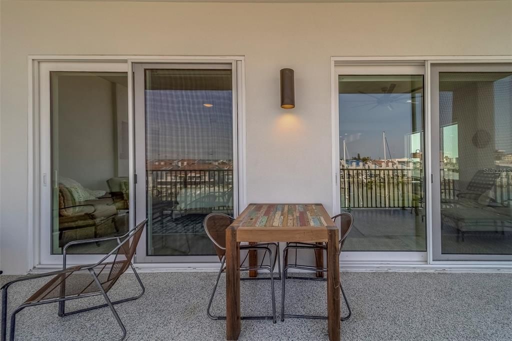 For Rent: $8,000 (3 beds, 3 baths, 1727 Square Feet)