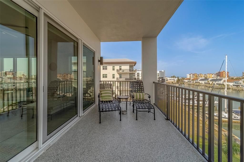 For Rent: $8,000 (3 beds, 3 baths, 1727 Square Feet)