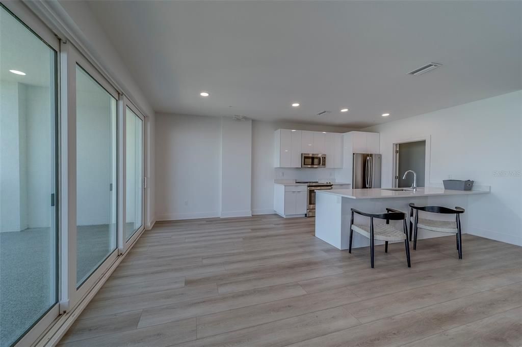 For Rent: $8,000 (3 beds, 3 baths, 1727 Square Feet)