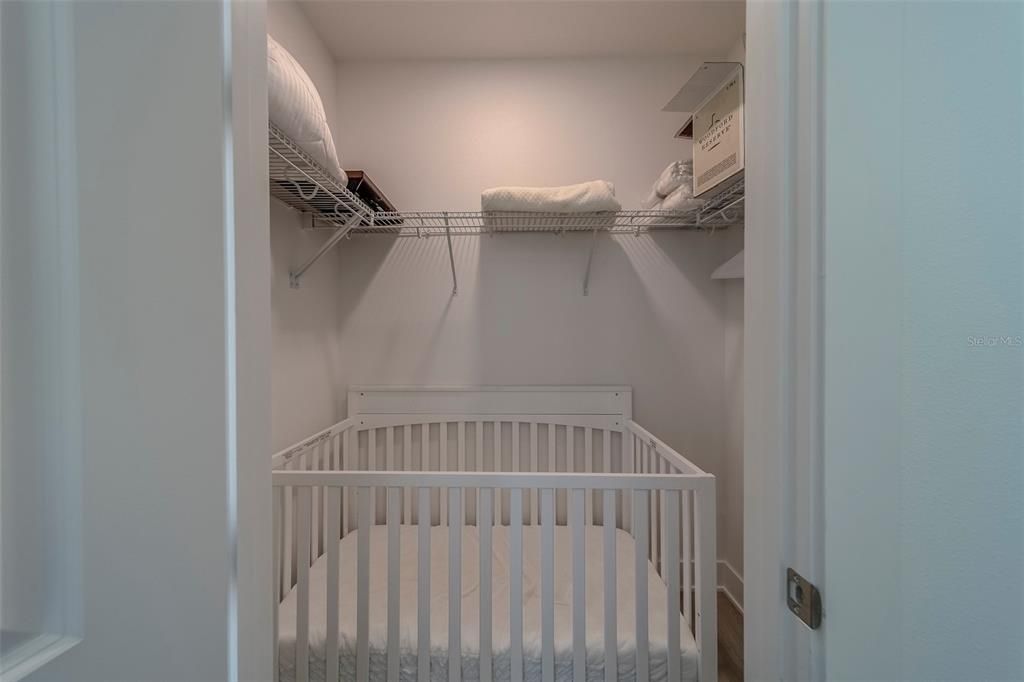 For Rent: $8,000 (3 beds, 3 baths, 1727 Square Feet)