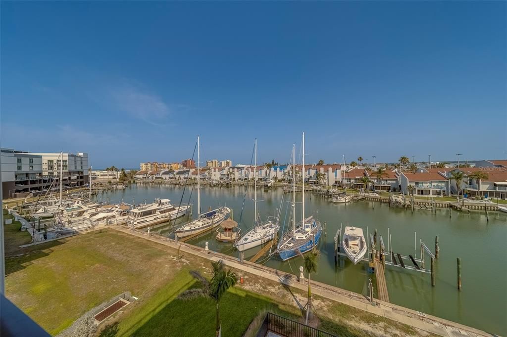 For Rent: $8,000 (3 beds, 3 baths, 1727 Square Feet)