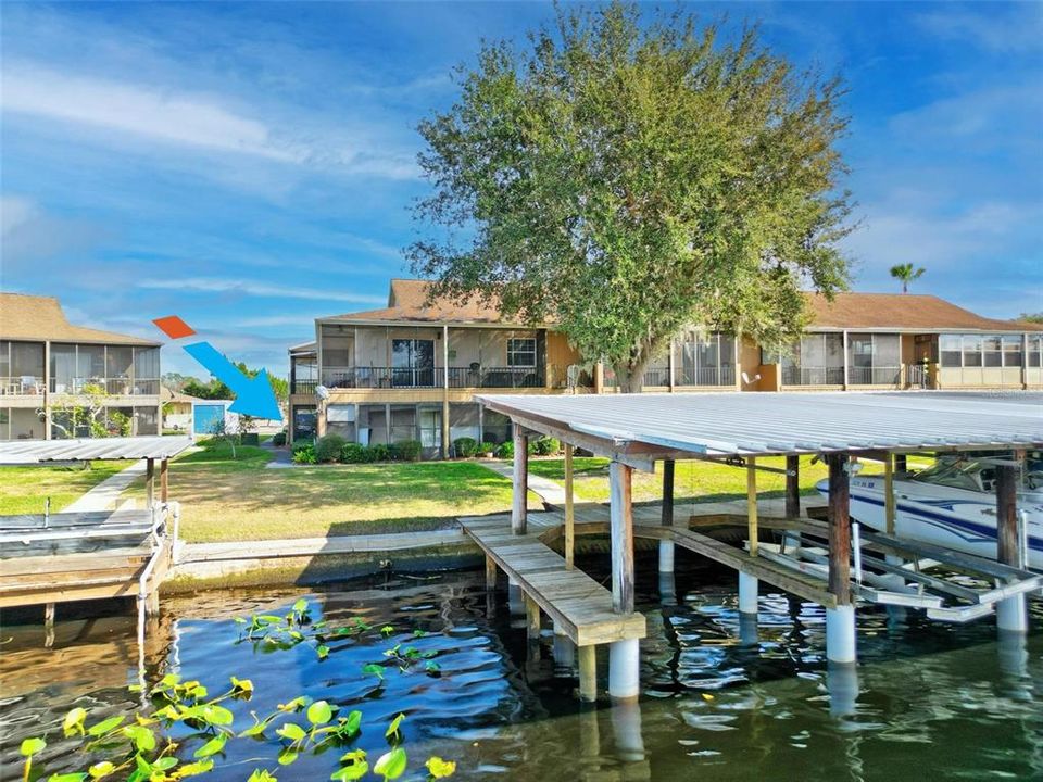 最近售出: $180,000 (2 贝兹, 1 浴室, 832 平方英尺)