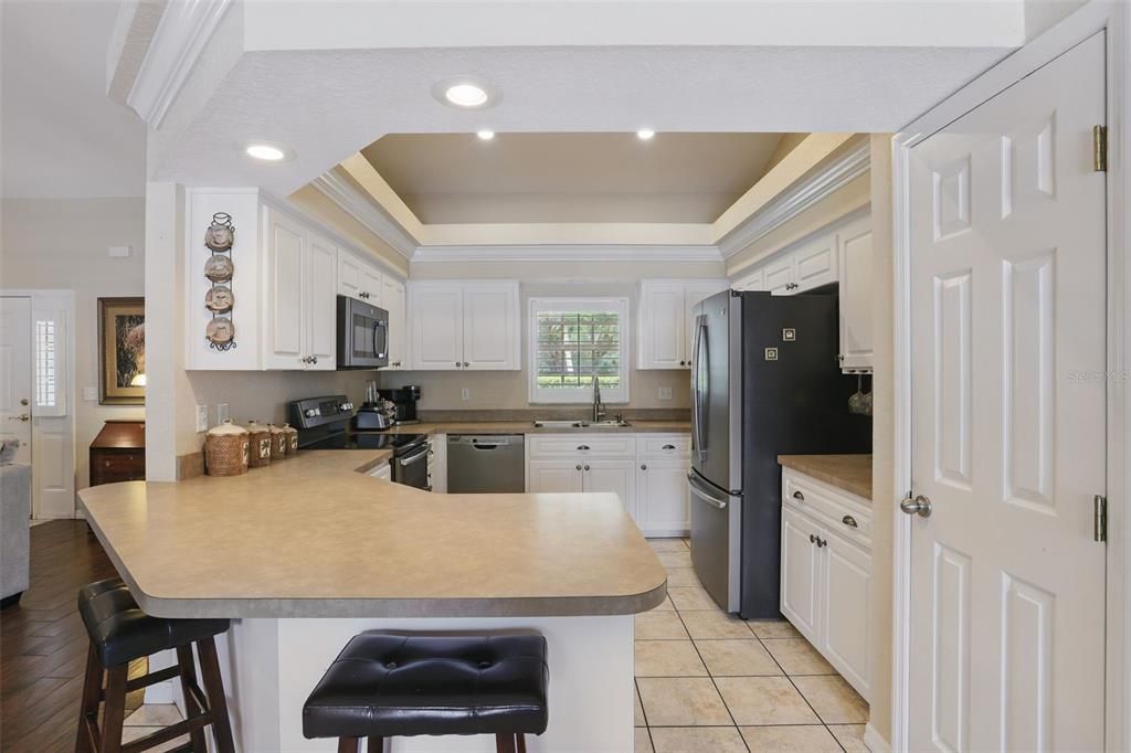 For Sale: $725,000 (4 beds, 3 baths, 2907 Square Feet)