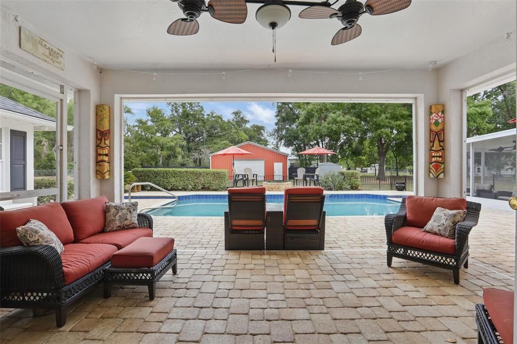 For Sale: $725,000 (4 beds, 3 baths, 2907 Square Feet)