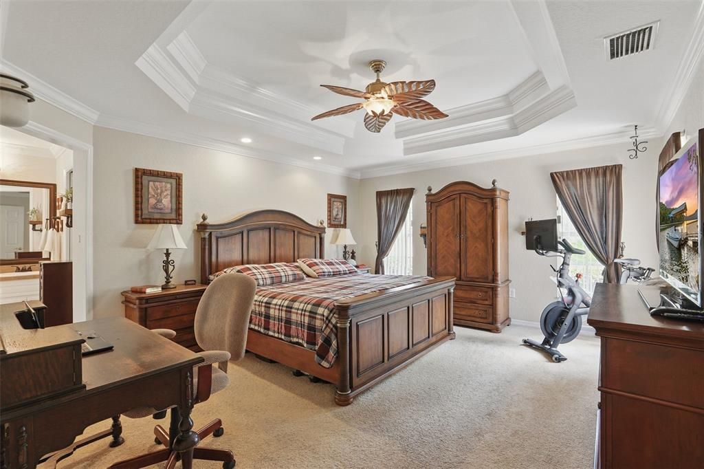 For Sale: $725,000 (4 beds, 3 baths, 2907 Square Feet)