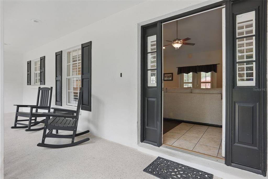 For Sale: $725,000 (4 beds, 3 baths, 2907 Square Feet)