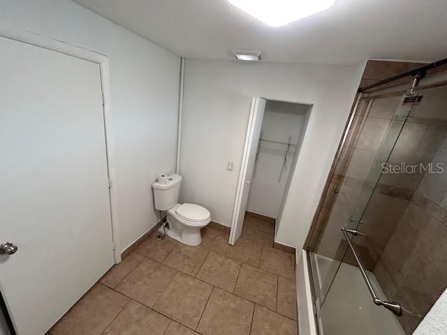 Activo con contrato: $295,000 (3 camas, 2 baños, 1677 Pies cuadrados)