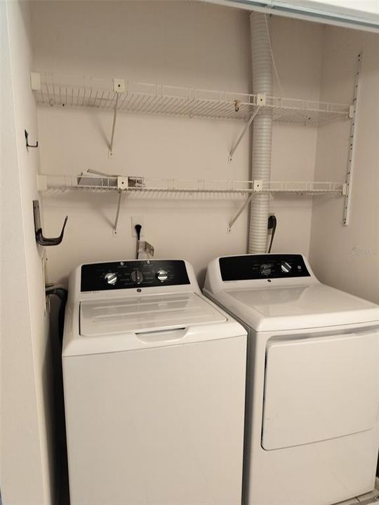 合同活跃: $149,900 (2 贝兹, 2 浴室, 1098 平方英尺)