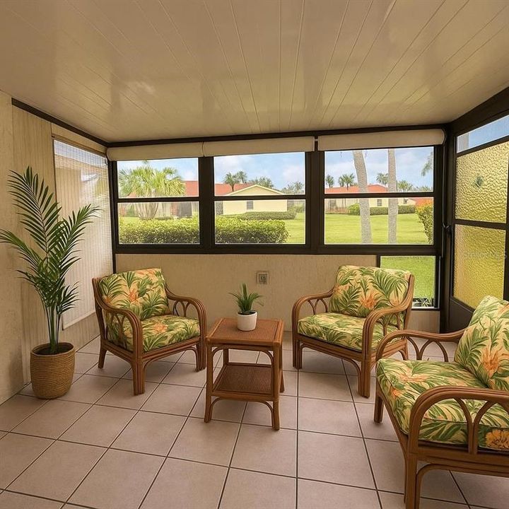 合同活跃: $149,900 (2 贝兹, 2 浴室, 1098 平方英尺)