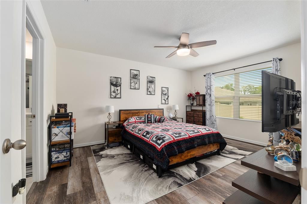 For Sale: $358,000 (4 beds, 2 baths, 1773 Square Feet)
