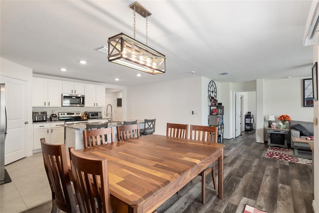 For Sale: $358,000 (4 beds, 2 baths, 1773 Square Feet)