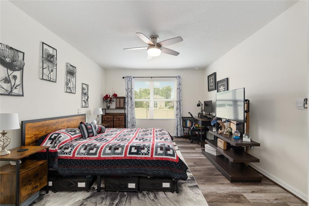 For Sale: $358,000 (4 beds, 2 baths, 1773 Square Feet)