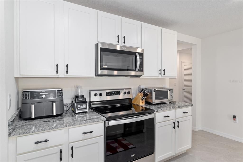 For Sale: $358,000 (4 beds, 2 baths, 1773 Square Feet)