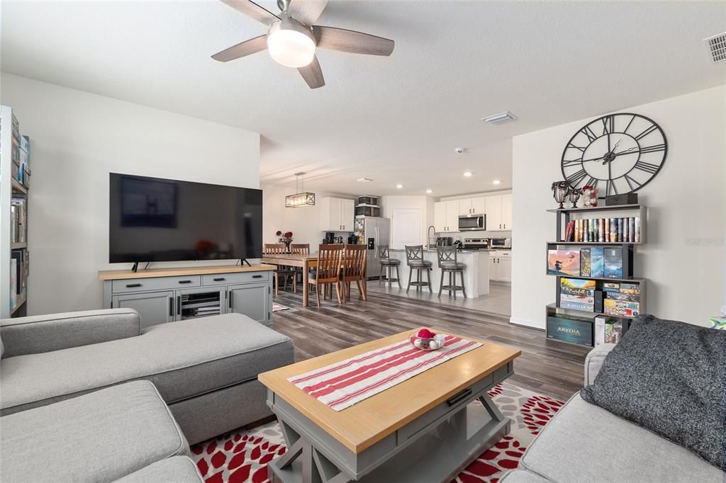 For Sale: $358,000 (4 beds, 2 baths, 1773 Square Feet)