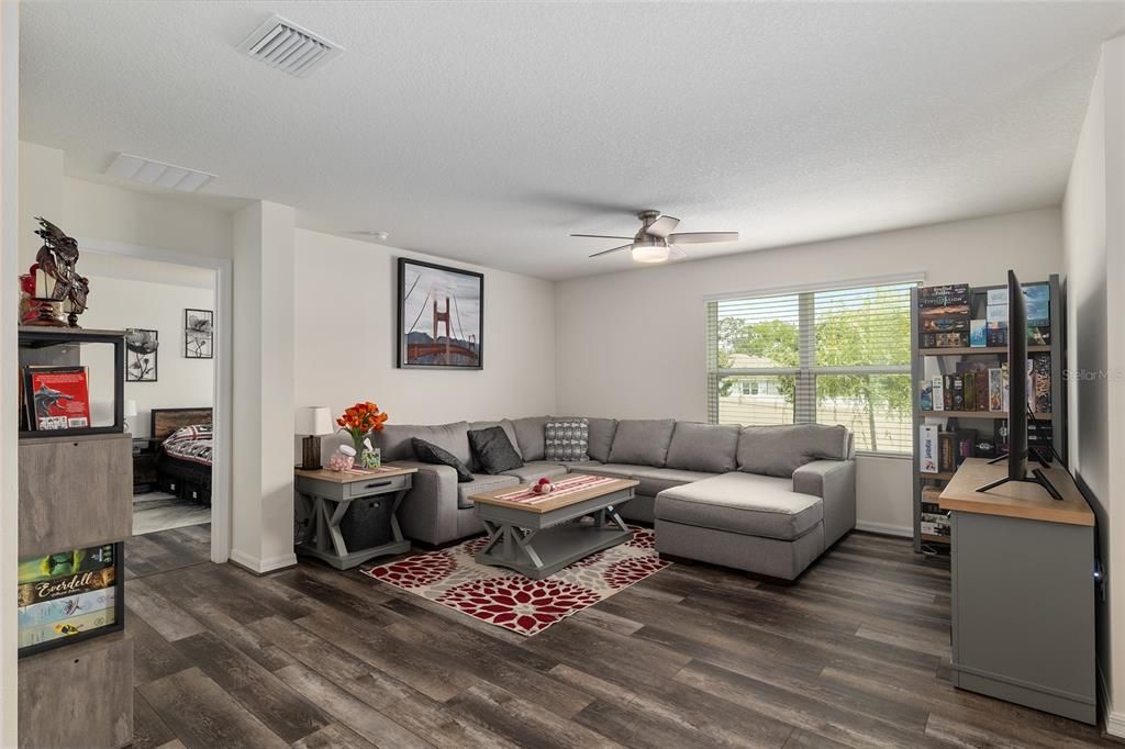 For Sale: $358,000 (4 beds, 2 baths, 1773 Square Feet)
