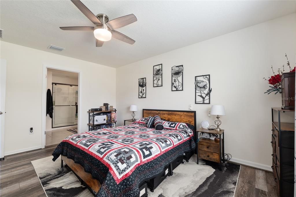 For Sale: $358,000 (4 beds, 2 baths, 1773 Square Feet)