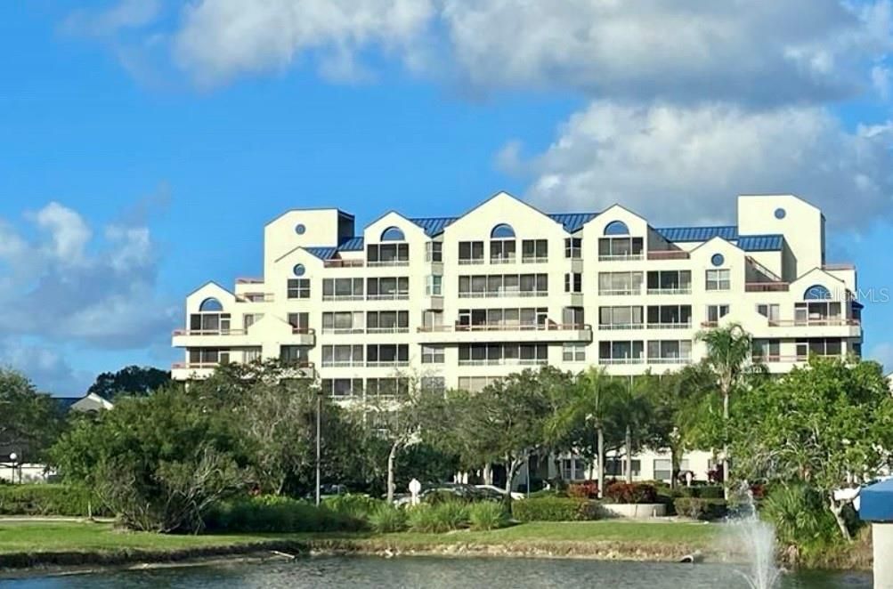 Active With Contract: $149,000 (1 beds, 1 baths, 750 Square Feet)