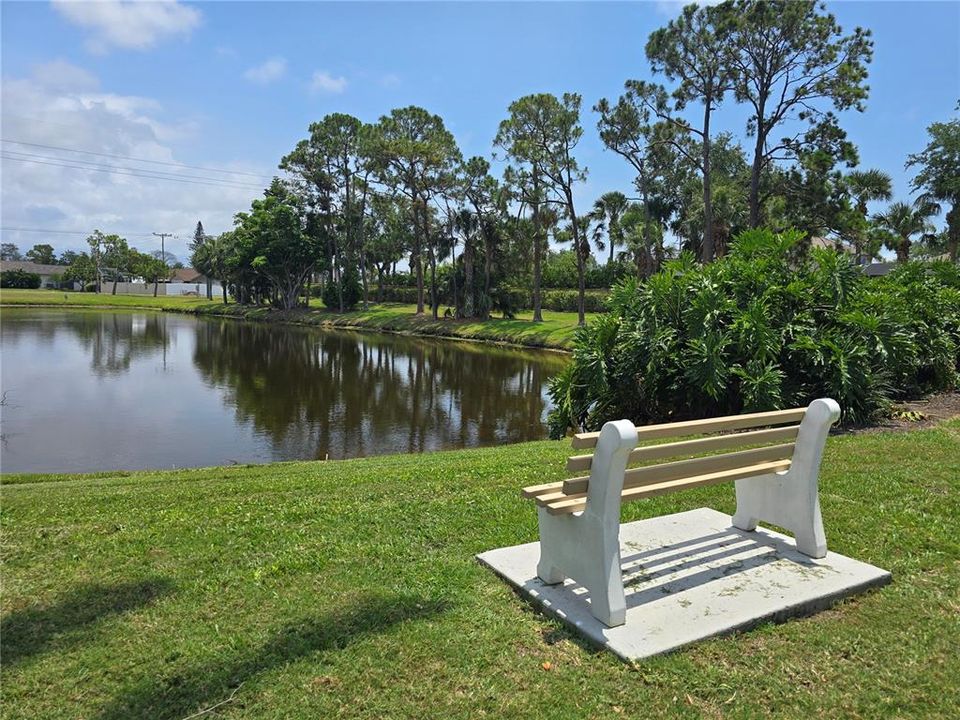 Active With Contract: $214,900 (2 beds, 2 baths, 1123 Square Feet)