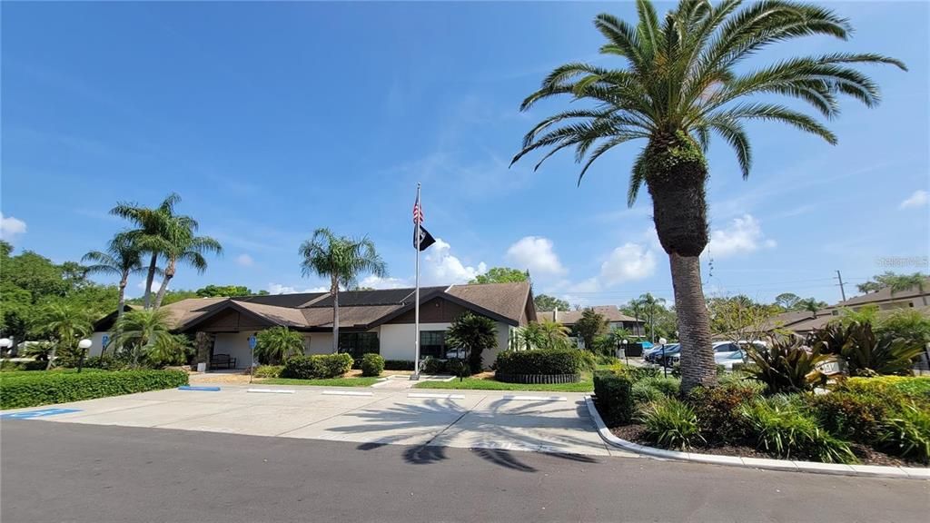 Active With Contract: $214,900 (2 beds, 2 baths, 1123 Square Feet)