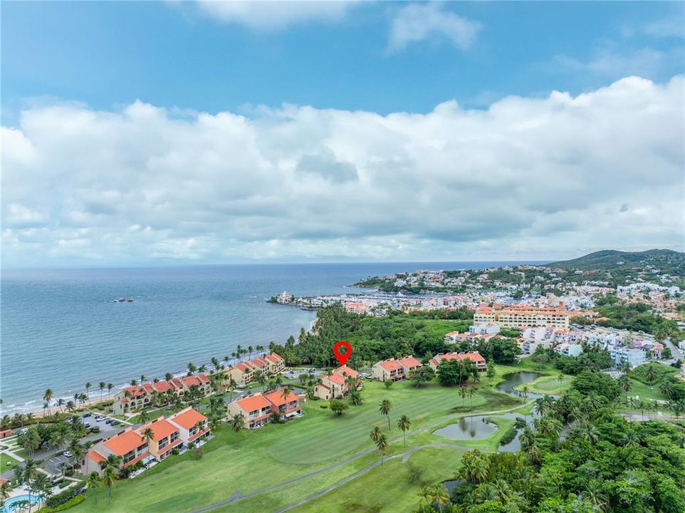 For Sale: $325,000 (1 beds, 1 baths, 806 Square Feet)