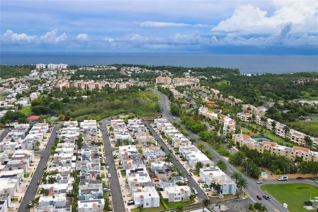 For Sale: $399,950 (3 beds, 2 baths, 1861 Square Feet)