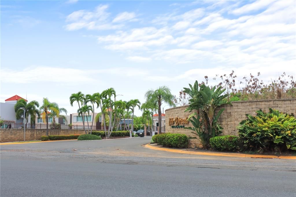 For Sale: $399,950 (3 beds, 2 baths, 1861 Square Feet)