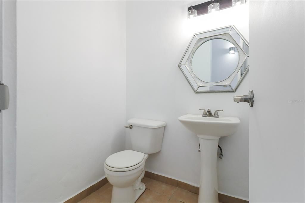 For Sale: $399,950 (3 beds, 2 baths, 1861 Square Feet)