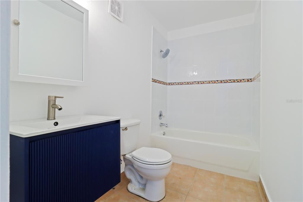 For Sale: $399,950 (3 beds, 2 baths, 1861 Square Feet)