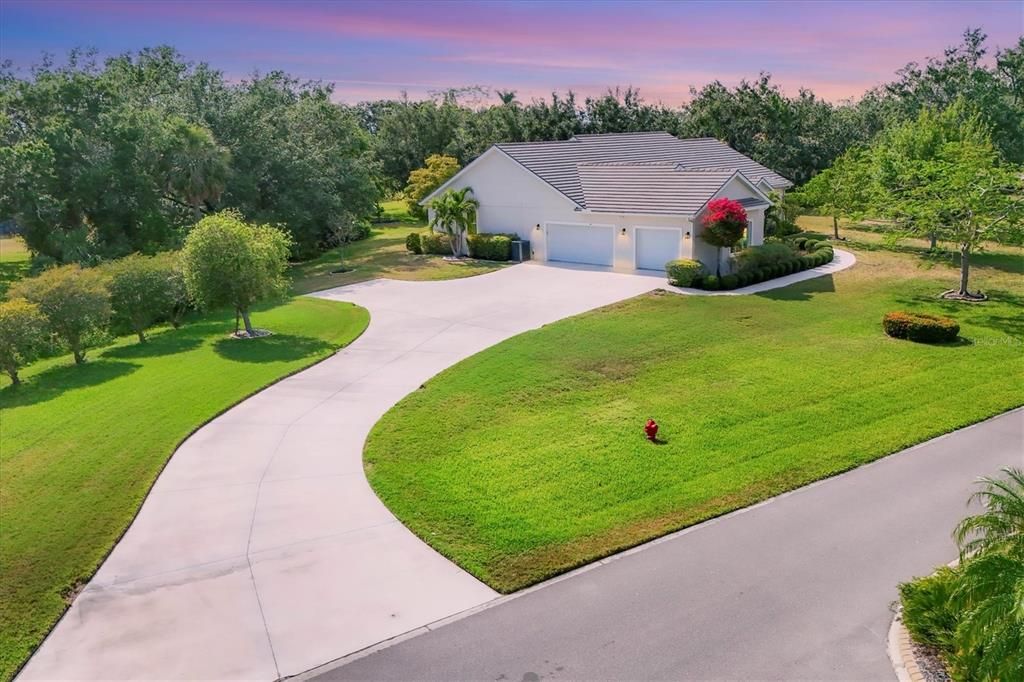 Active With Contract: $798,400 (4 beds, 3 baths, 2505 Square Feet)
