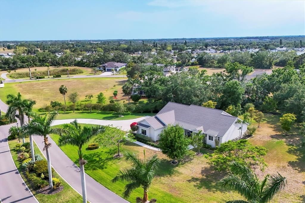 Active With Contract: $798,400 (4 beds, 3 baths, 2505 Square Feet)