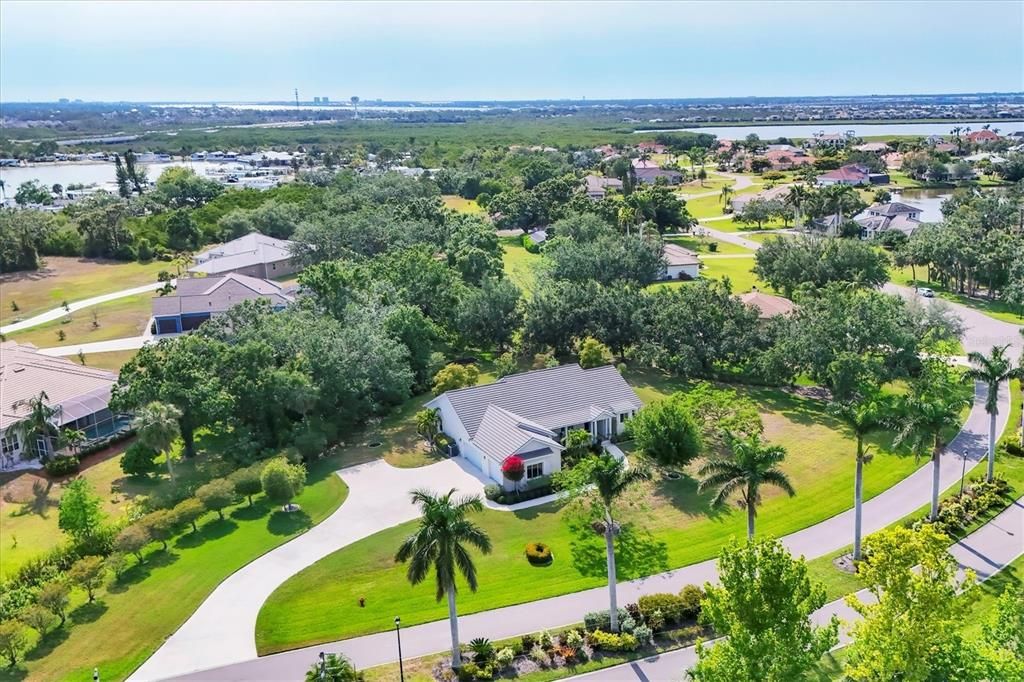 Active With Contract: $798,400 (4 beds, 3 baths, 2505 Square Feet)