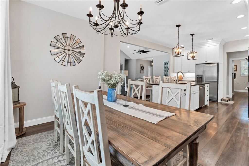 Active With Contract: $798,400 (4 beds, 3 baths, 2505 Square Feet)