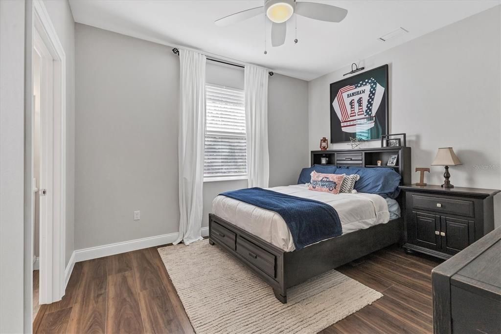 Active With Contract: $798,400 (4 beds, 3 baths, 2505 Square Feet)