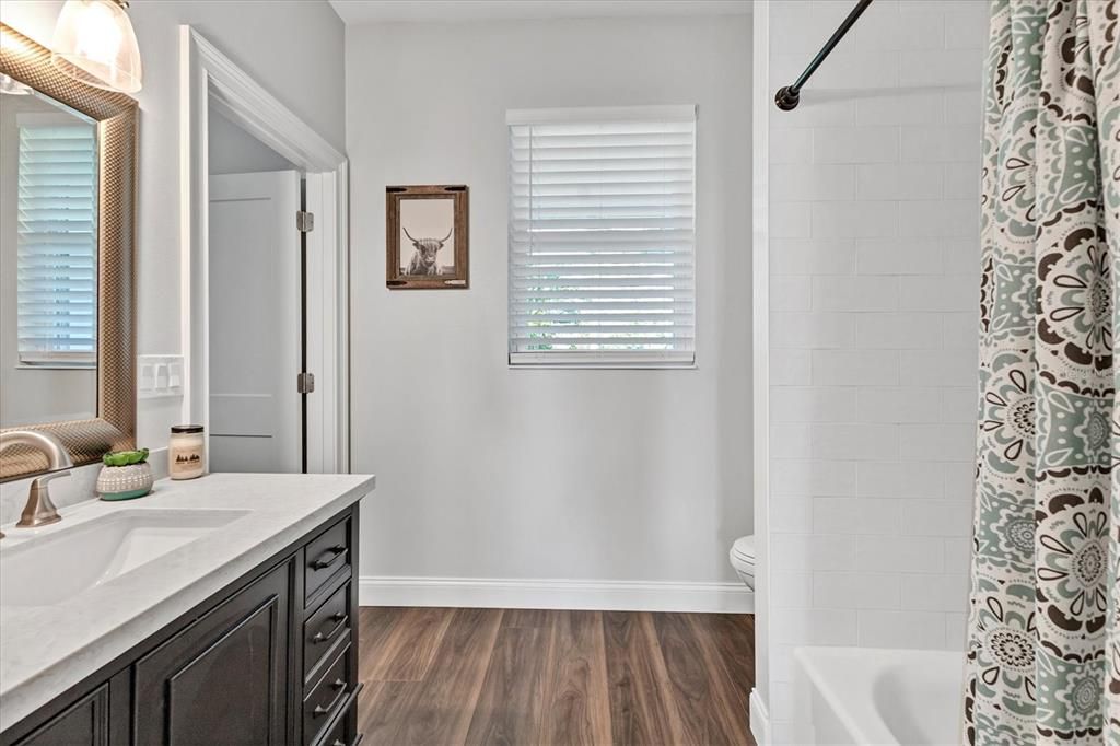 Active With Contract: $798,400 (4 beds, 3 baths, 2505 Square Feet)