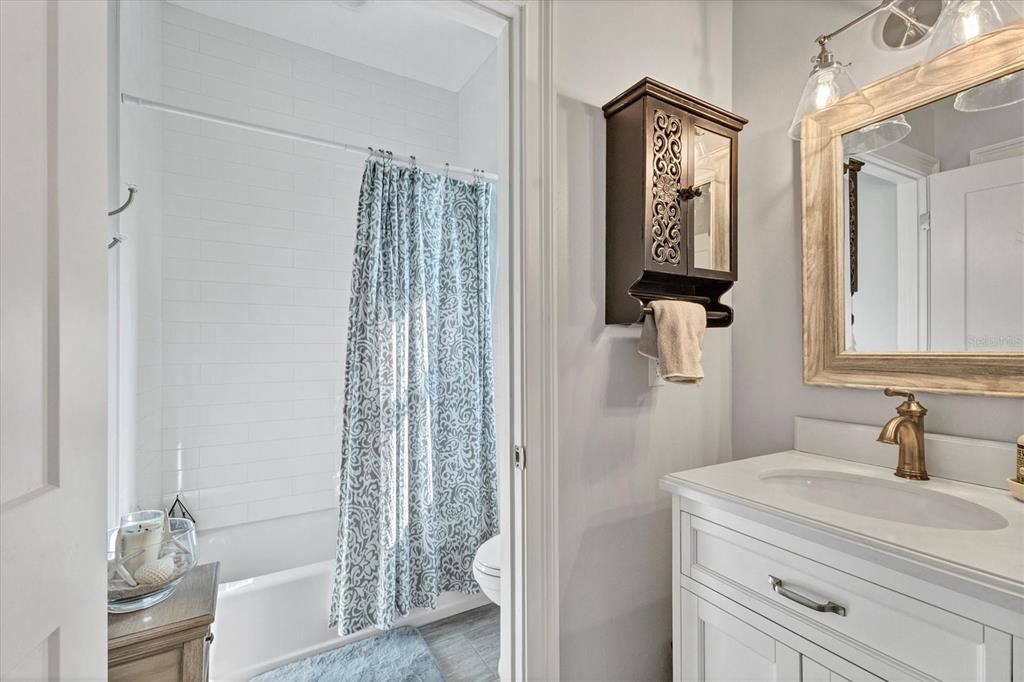 Active With Contract: $798,400 (4 beds, 3 baths, 2505 Square Feet)