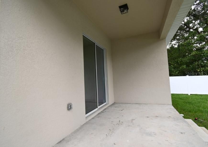 For Sale: $325,000 (3 beds, 2 baths, 1418 Square Feet)