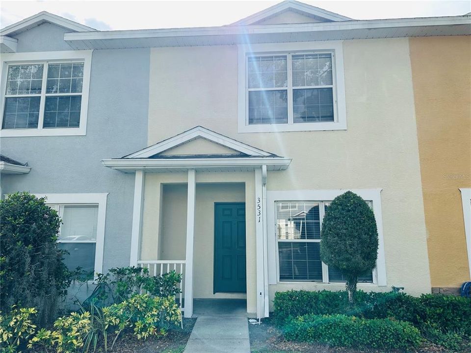 Recently Sold: $225,000 (2 beds, 2 baths, 1696 Square Feet)