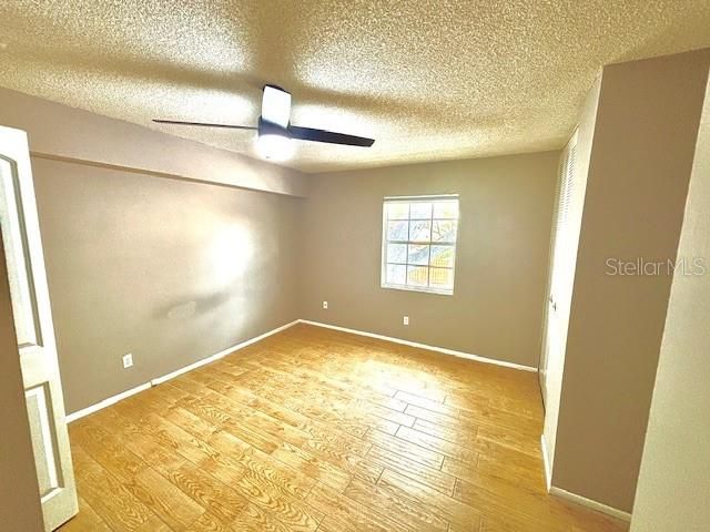 待售: $154,000 (1 贝兹, 1 浴室, 678 平方英尺)