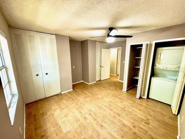 待售: $154,000 (1 贝兹, 1 浴室, 678 平方英尺)