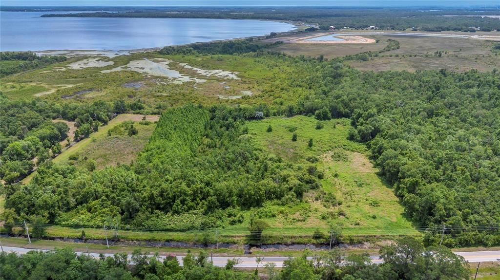 合同活跃: $325,000 (5.25 acres)