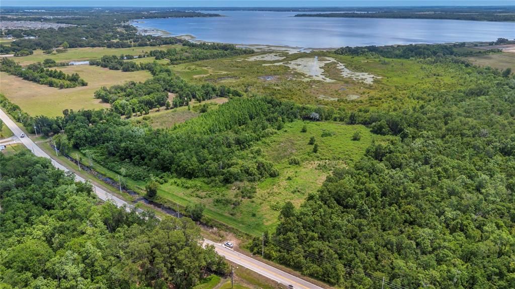 合同活跃: $325,000 (5.25 acres)