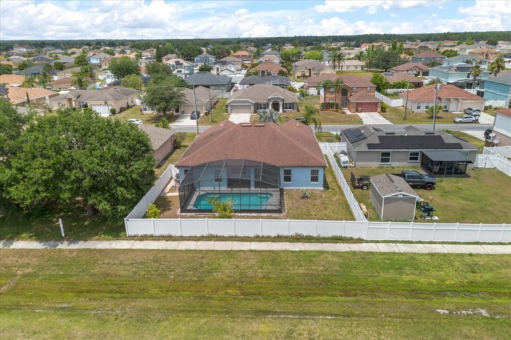 For Sale: $400,000 (4 beds, 3 baths, 2318 Square Feet)