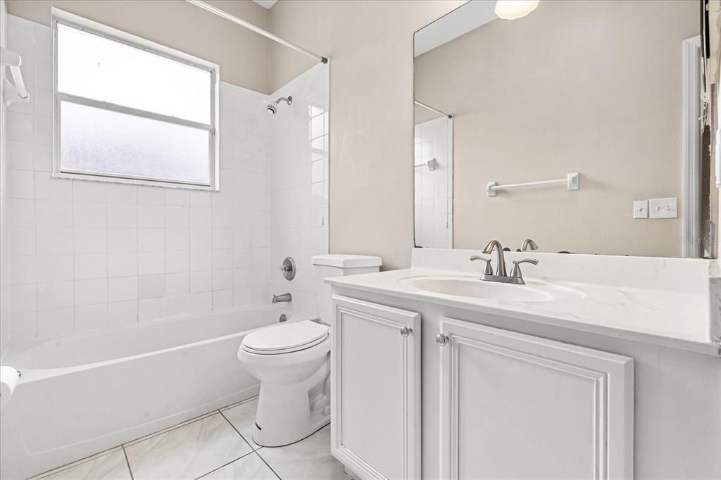 For Sale: $400,000 (4 beds, 3 baths, 2318 Square Feet)