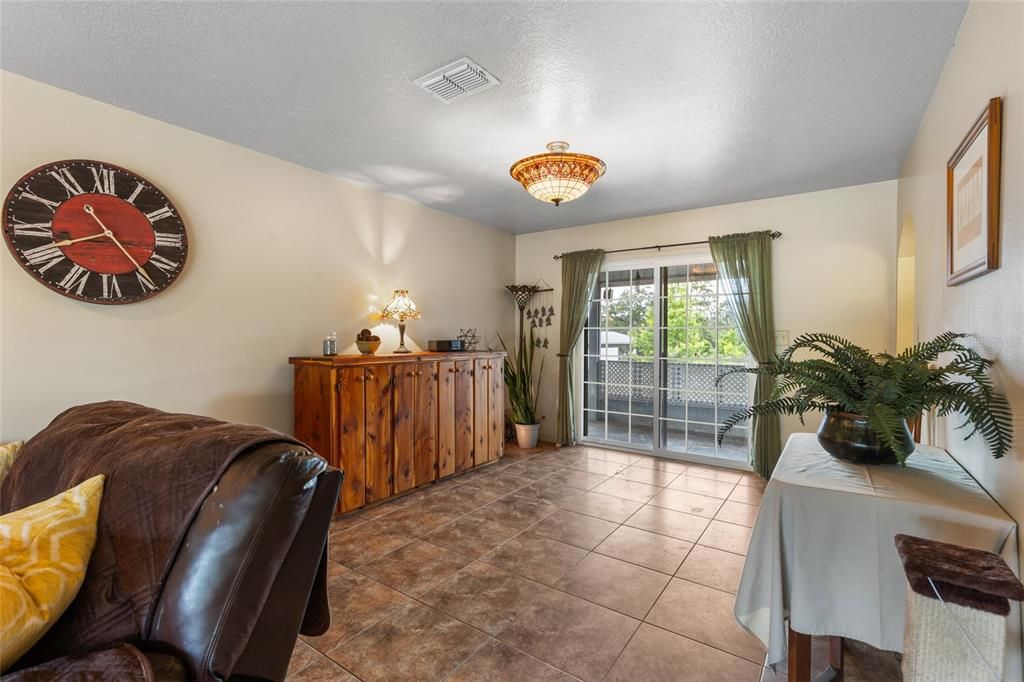 For Sale: $670,000 (4 beds, 4 baths, 2682 Square Feet)